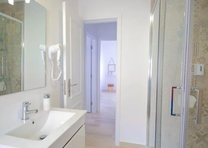 Wave Sun House Назаре
